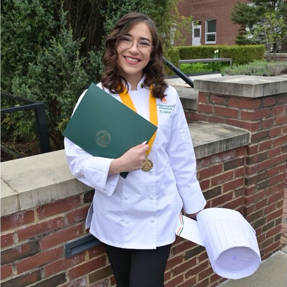 My Story... What Makes My World Go 'Round! - Picture 3 of 9